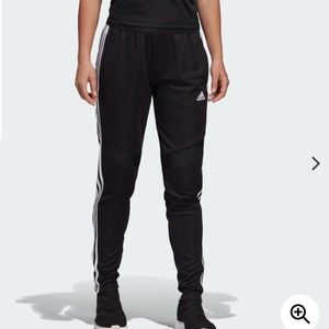 ADIDAS TRAINING PANTS ‼️
